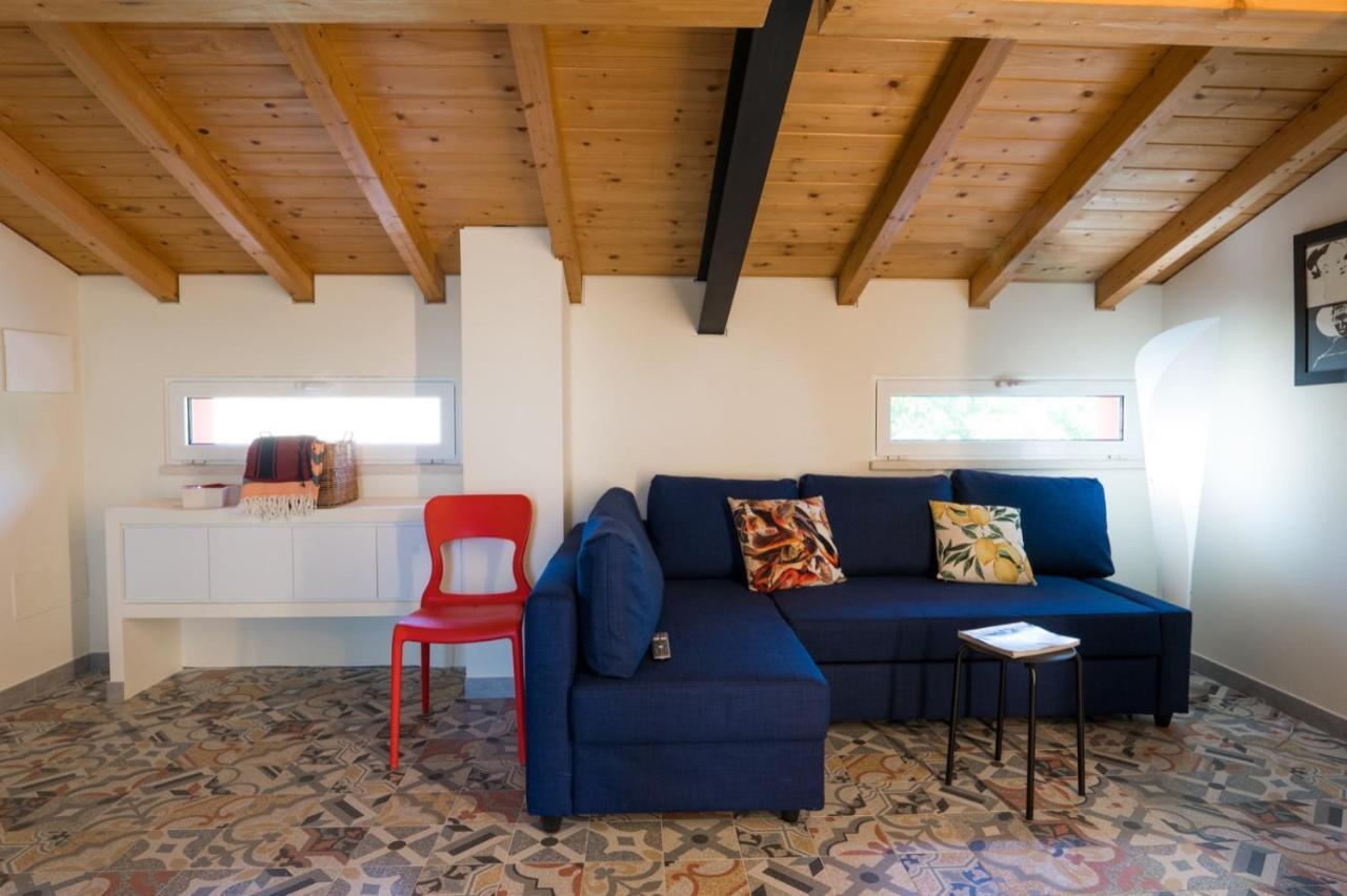 Villa Silvana - Apt Giulia & Michela With Terrace & Parking ペルージャ エクステリア 写真