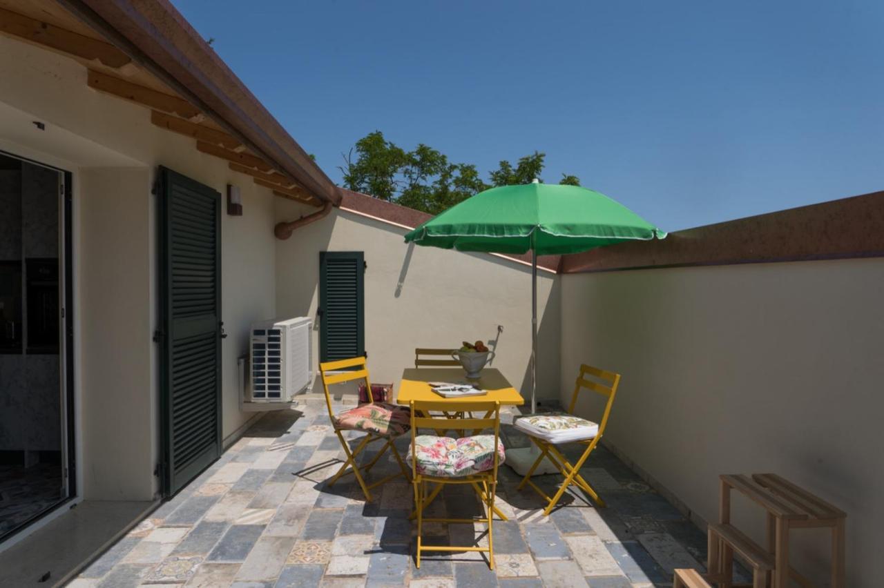 Villa Silvana - Apt Giulia & Michela With Terrace & Parking ペルージャ エクステリア 写真