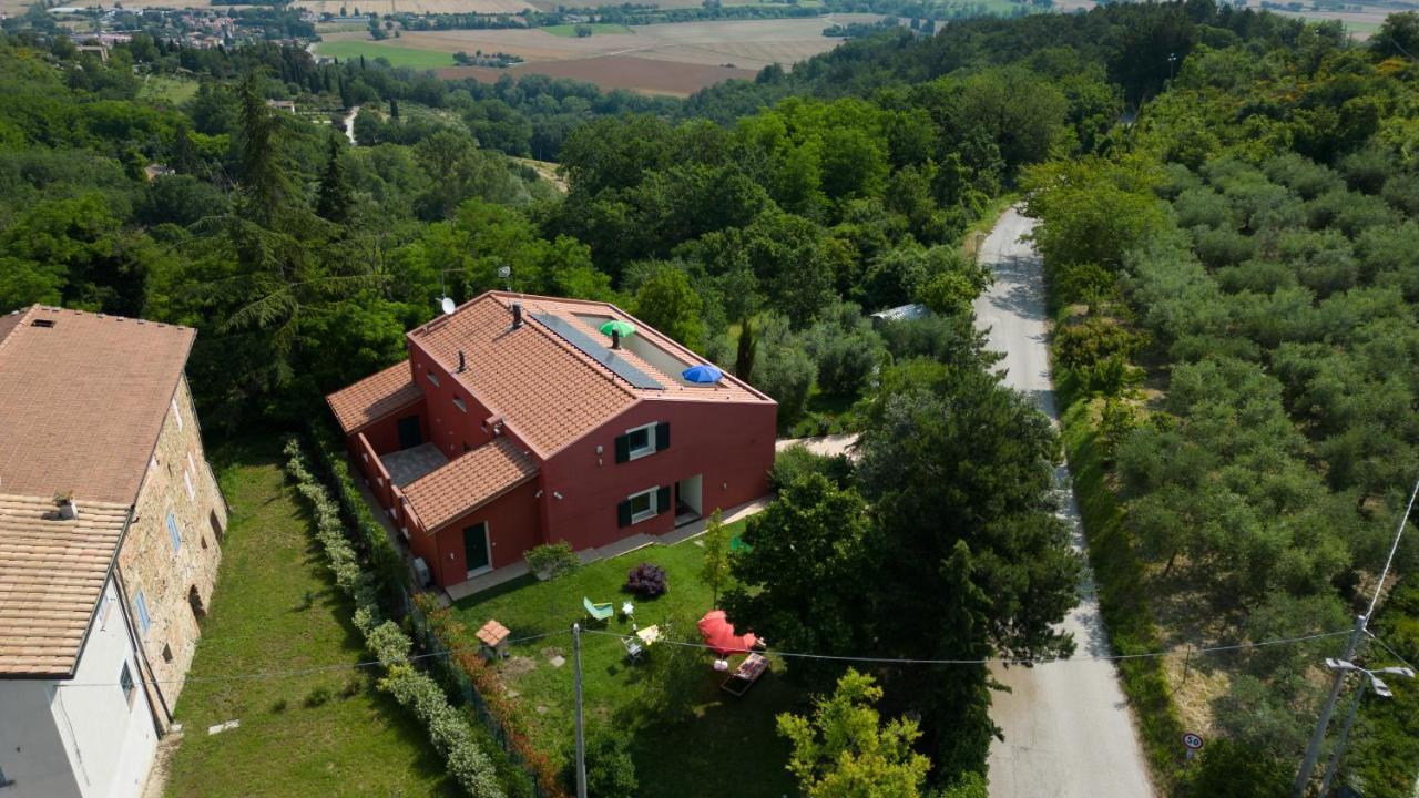 Villa Silvana - Apt Giulia & Michela With Terrace & Parking ペルージャ エクステリア 写真